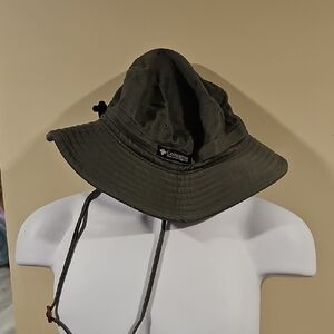 Columbia Dark Green Adventure Hat